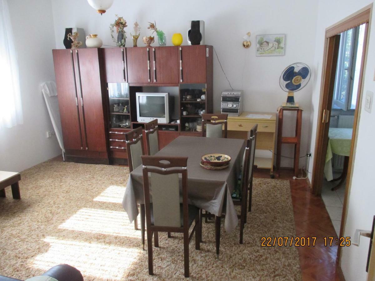 Apartments Sandra Novigrad Istria Buitenkant foto