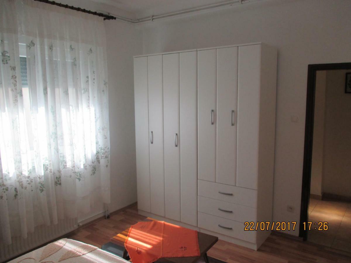 Apartments Sandra Novigrad Istria Buitenkant foto